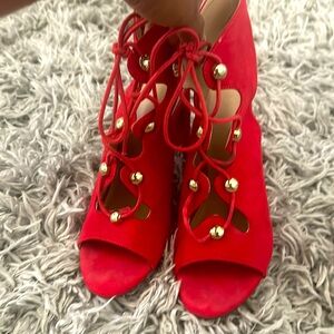 Red open toe wedge
